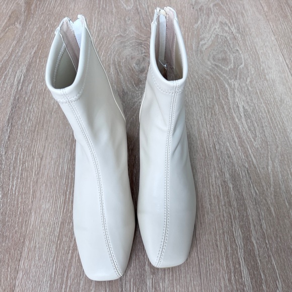 Brand New French Style White Spring Ankle Boots! - Picture 4 of 5